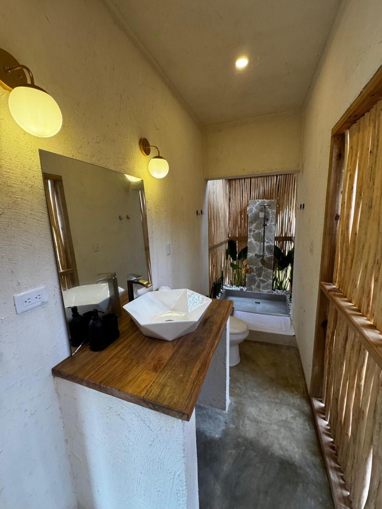 La Colmena Rd Hotel Samana Екстериор снимка